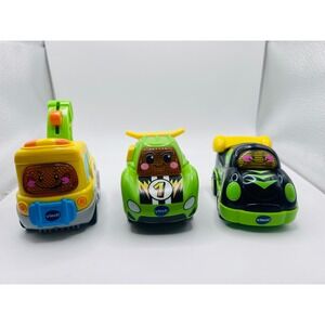 V-Tech Go Go Smart Wheels Tow Truck And 2 Race Cars Lot Works Toddler Toys